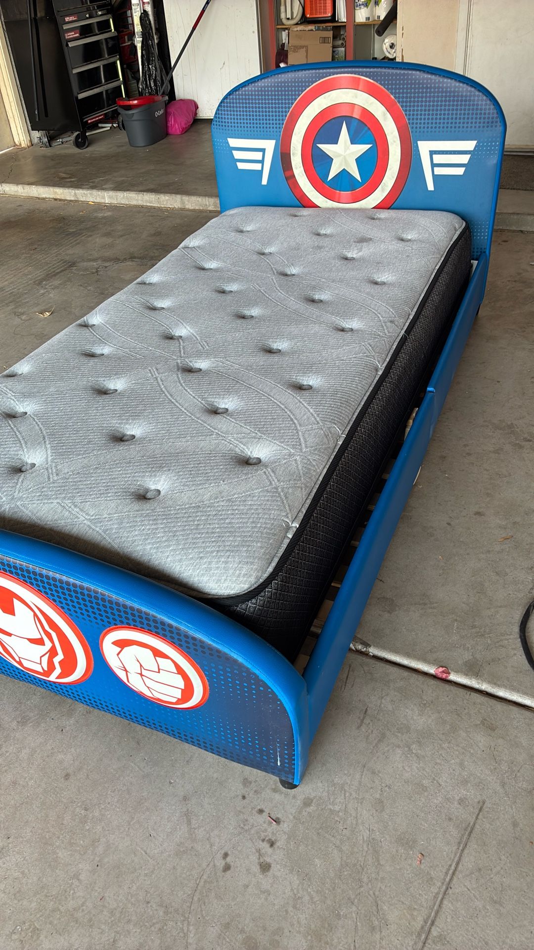 Twin Bed With Mattress