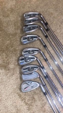 Golf clubs& carry bag