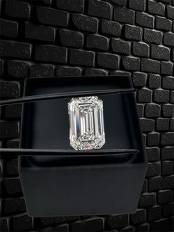 10.09 Ct lab-Grown Certified Emerald shape Diamond 💎