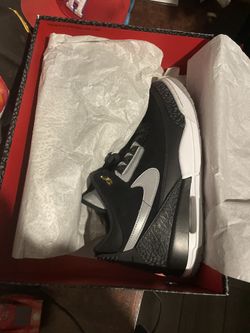 Jordan Retro 3 Size 10 1/2 Vnds 