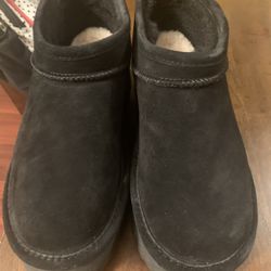 BearPaw Shorty Boots