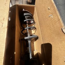 Toyota  2011 Corrolla Front Suspencion 