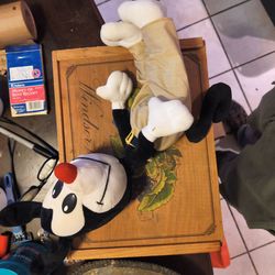 vintage Yacco plush from animaniacs