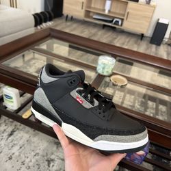 Air Jordan 3 Levi Black