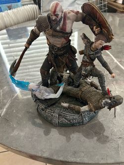 9-inch Kratos and Atreus statue from the God of War Collector's Edition