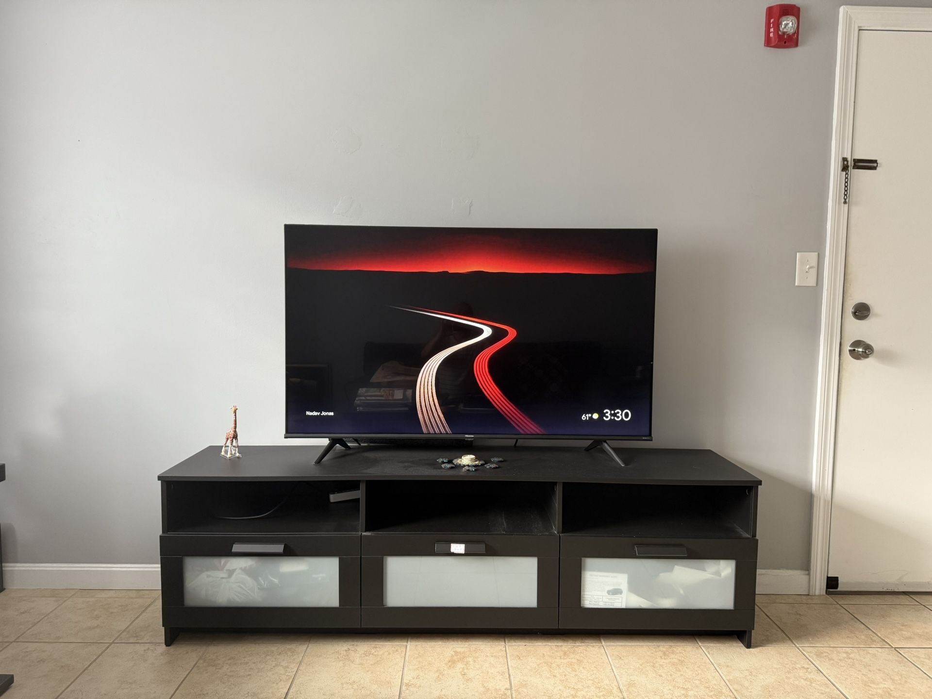 Hisense 50 Inch Smart TV with IKEA TV Stand