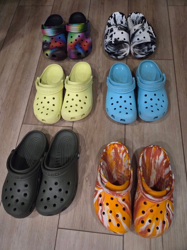 CROCS  