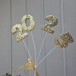 Graduation Decor 2025 Gold Picks