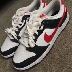 Nike Dunks 