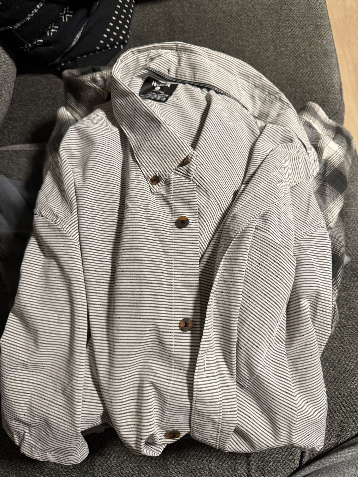 Men’s Xlarge Button Up Lot 