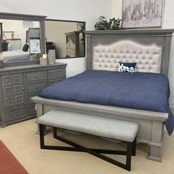6 Pcs King Bedroom Set