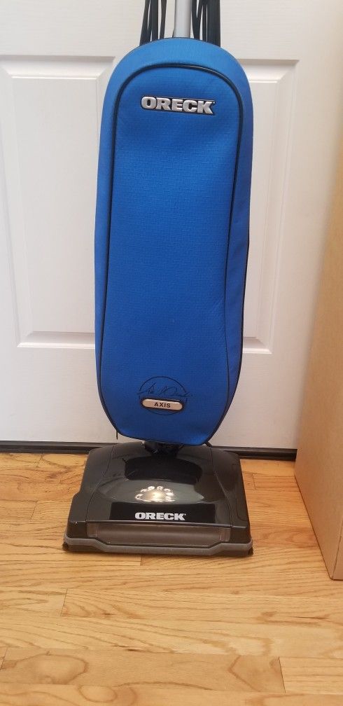 NEW cond ORECK COMMERCIAL 2SPEED VACUUM WITH COMPLETE ATTACHMENTS,AMAZING SUCTION WORKS EXCELLENT IN THE BOX