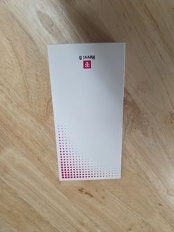 Revvl 8....128gb....5g.   Tmobile And METRO Pcs