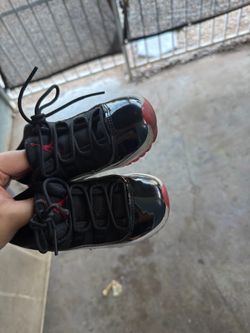 Air jordan 11 Retro low bred toddler shoe