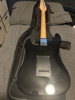 Sawtooth Black Electric Guitar