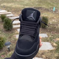 2020 Jordan 4 BlackCats