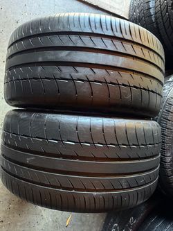 Pair of 265 40 18 Michelin Pilot sport tires
