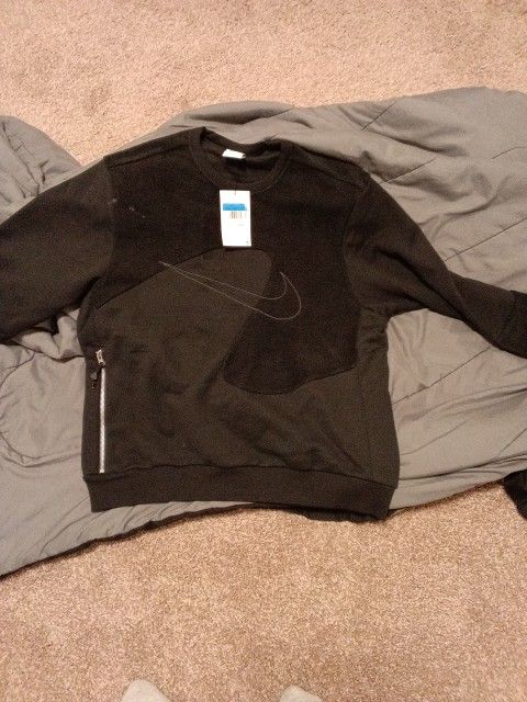 Nike Sweater