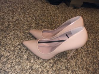 Fashion nova heels. Brand new. Pink nude. Size 7 1/2