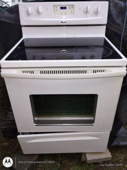 Whirlpool Glass top stove