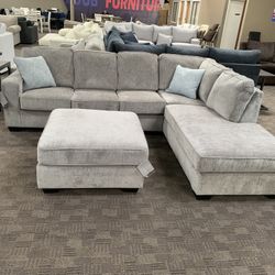 New Grey Sectional Couch 