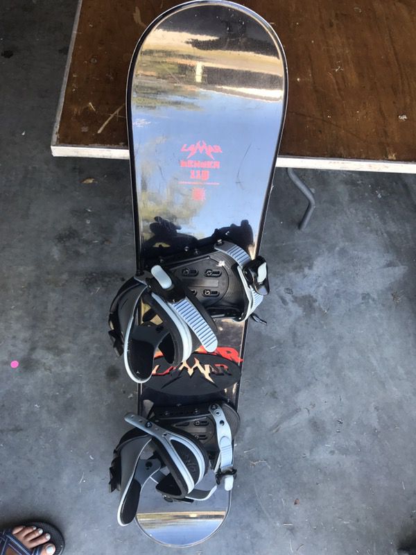 Lamar Bender snowboard bindings and helmet for Sale TN - OfferUp