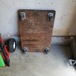 Heavy Duty Moving Dolly 5$