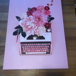 IKEA picture, Pink typewriter