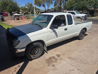Toyota Tacoma Extended Cab Pickup Truck