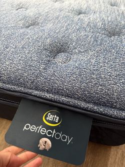 Serta Classic Mattress- Queen size