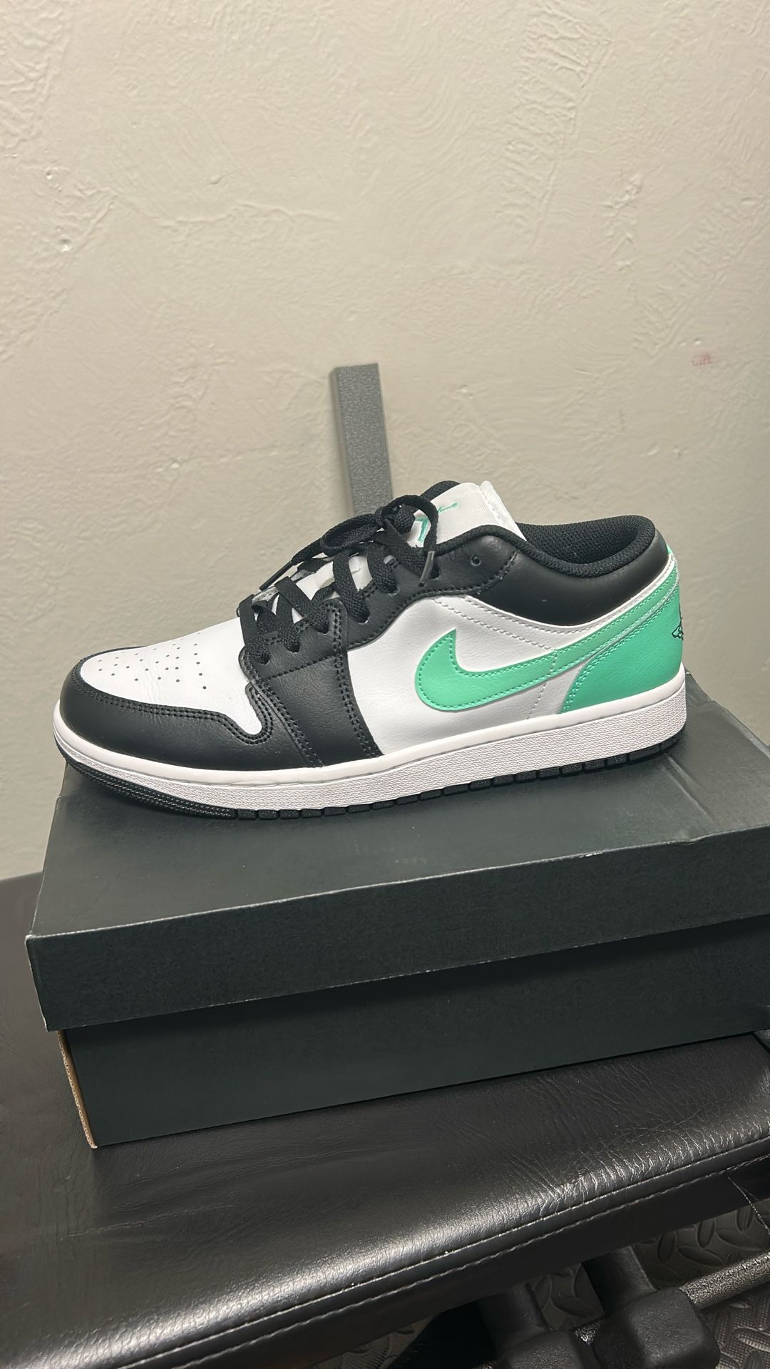 Jordan 1