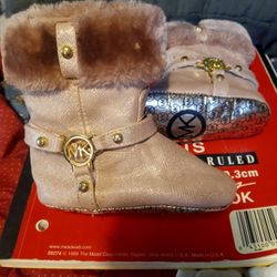 Michael Kors Size 4 Boots