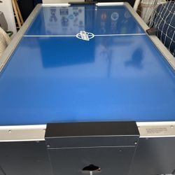 Dynamo Pro Air Hockey Table 8’