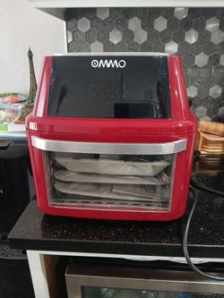 OMMO Air Fryer And Chicken Rotisserie 