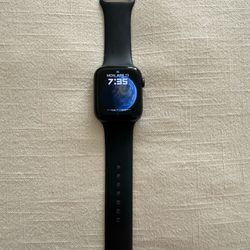 band – regular  Apple Watch SE GPS + Cellular 44 mm space gray aluminum case with midnight sport band – regular