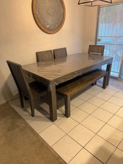 Dinning table