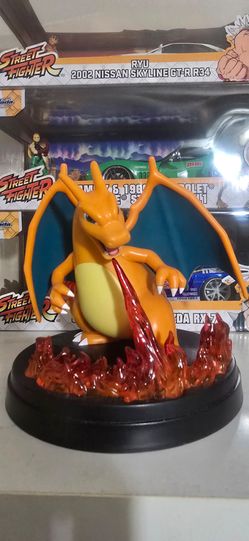 Charizard Figure