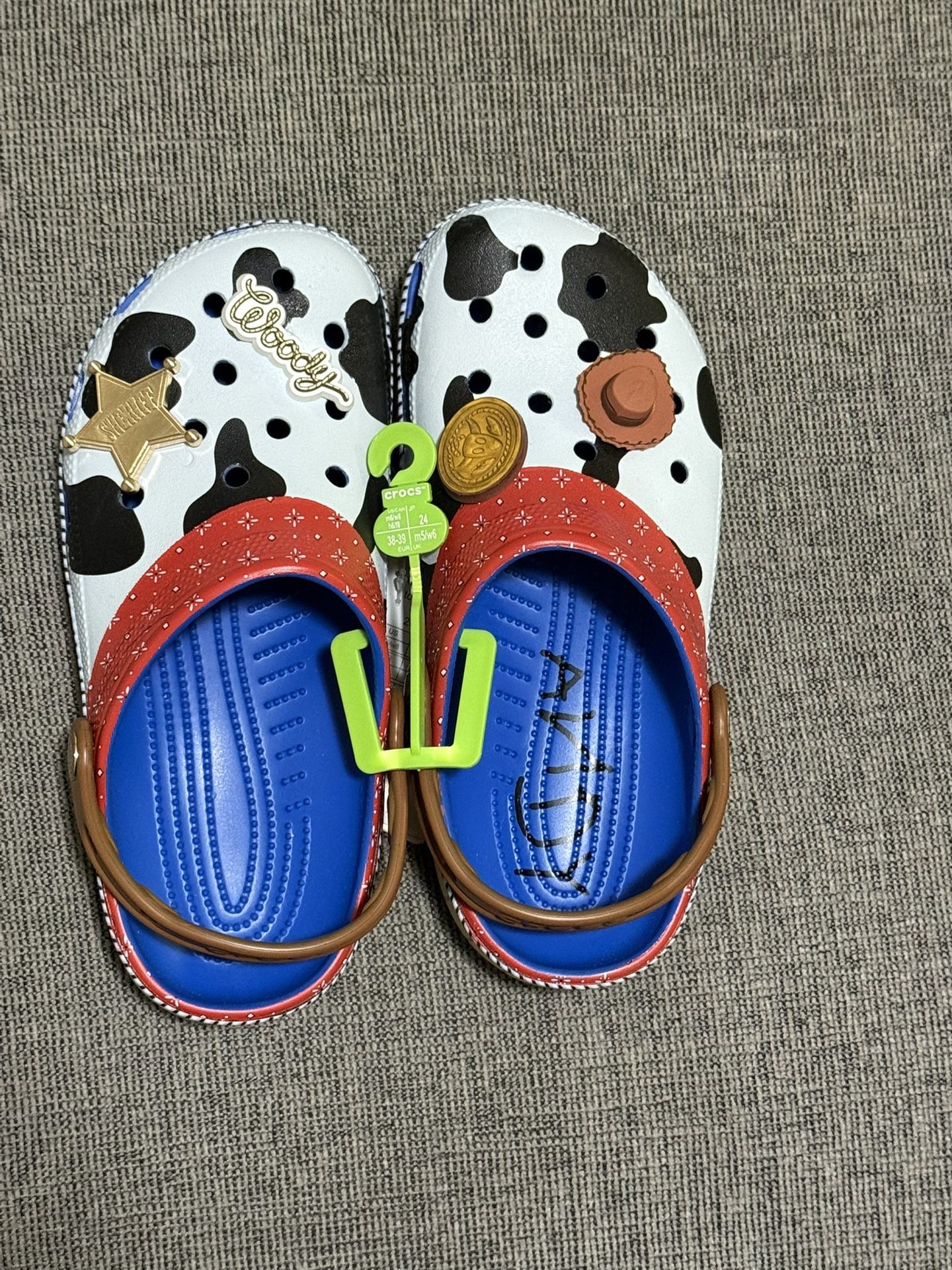 Crocs Adult Size Toy Story Woody