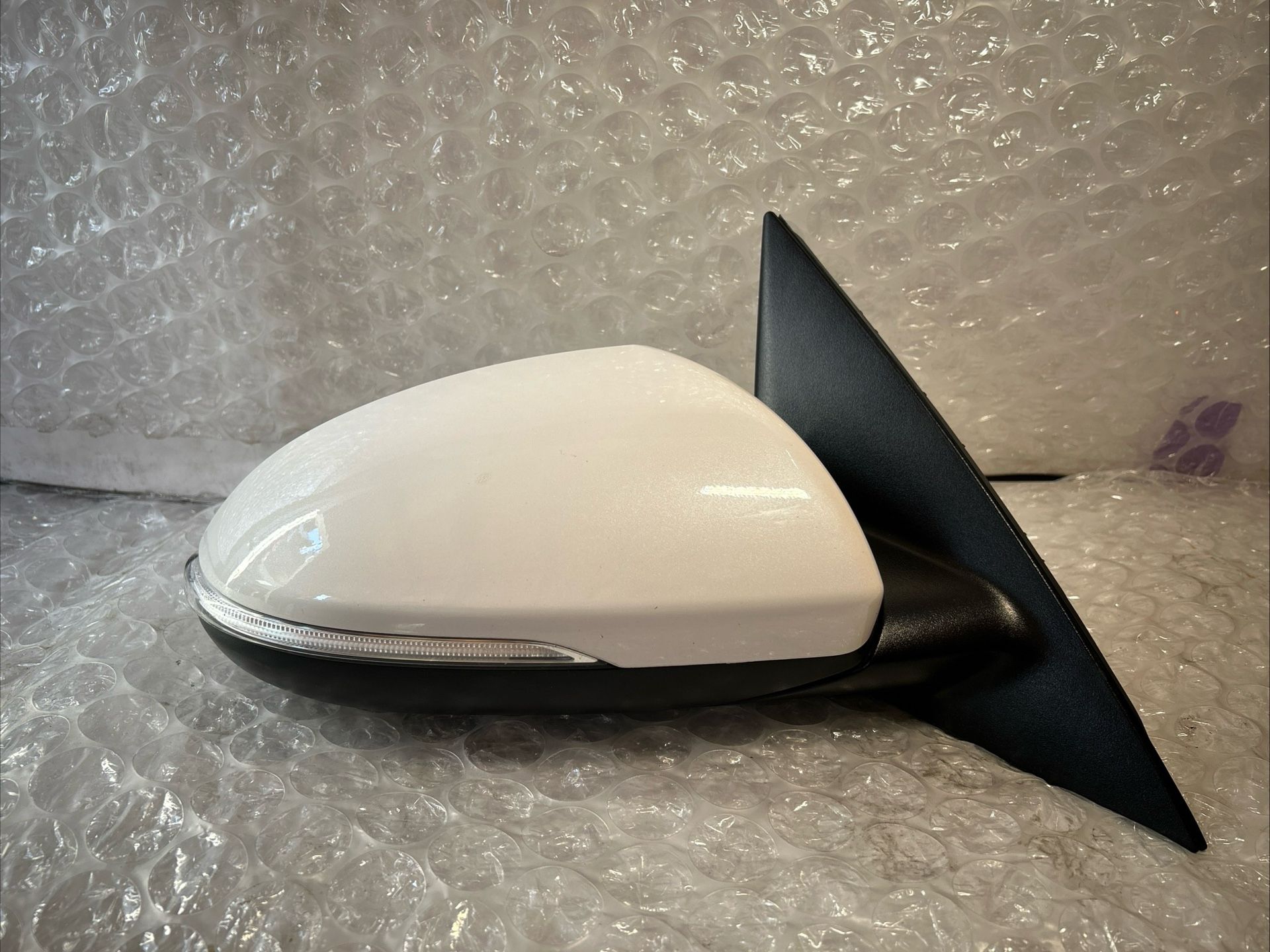 2016-2017-2018-2019-2020 Kia Optima Right Side Power Door Mirror Blind Spot OEM
