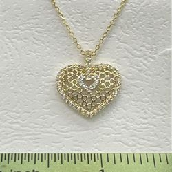 14K Solid Gold Hear Pendant And Chain Available On Special Deal