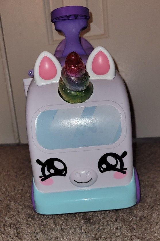 Moose Toys Kindi Kids Fun Unicorn Ambulance