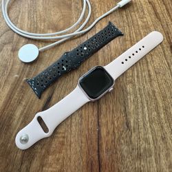 Apple Watch Series 9 41mm Rose Gold With 2 Bands And Charger