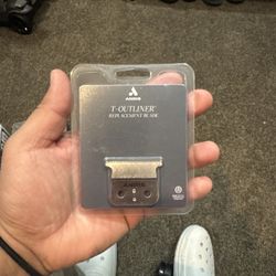 Andis T-Outliner Replacement Blade