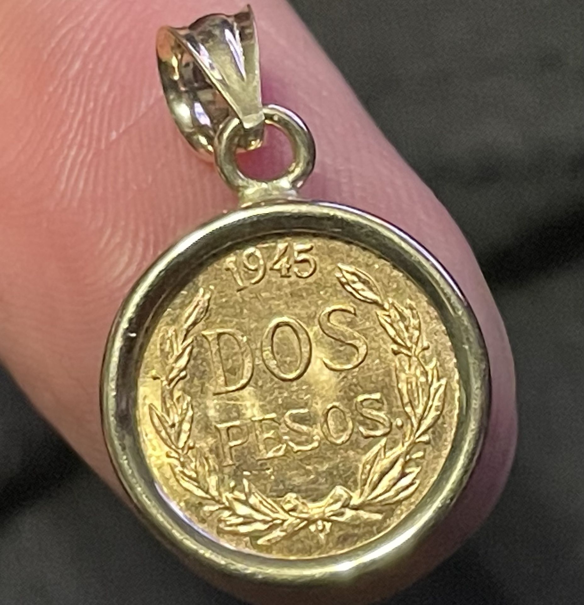 Dos pesos solid 22k gold oro pendant charm Centenario