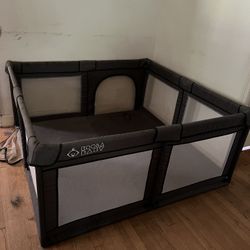 Play Pen Koola Baby 