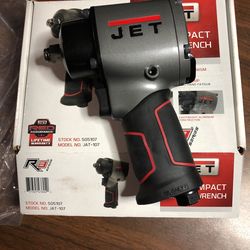 1/2 “compact impact wrench