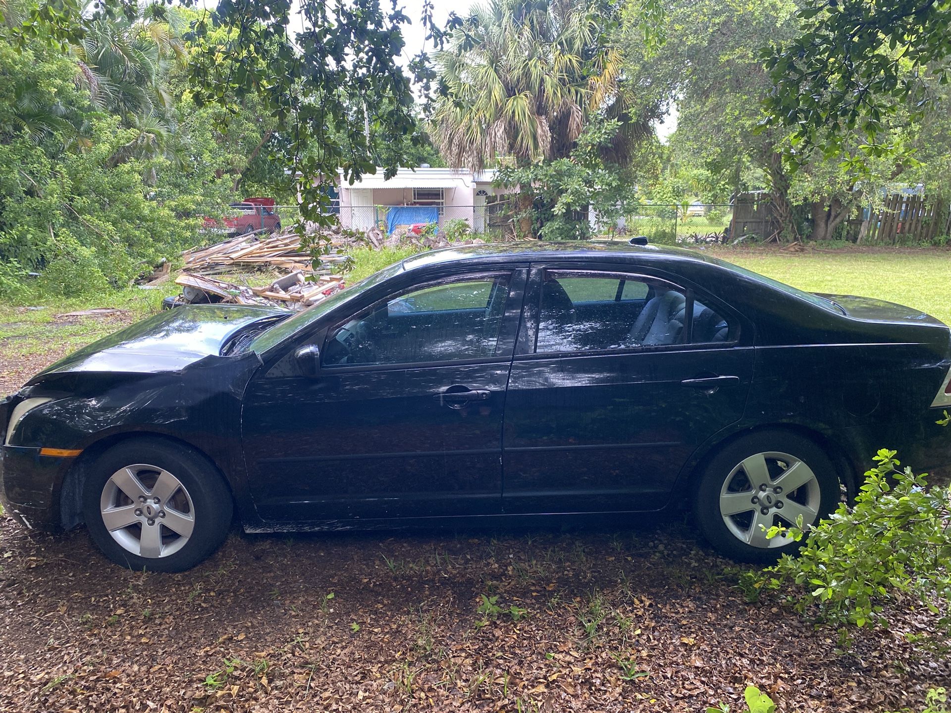 09 Ford Fusion For Parts