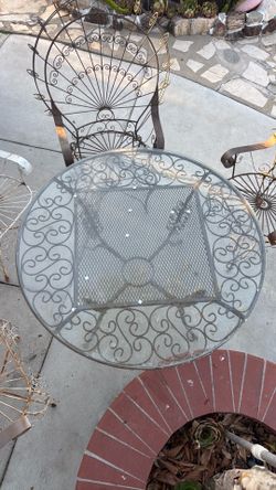 Vintage Peacock patio set