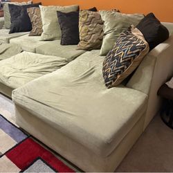 Large Sectional Couch Sofa + 2 Ottomans + Pillows