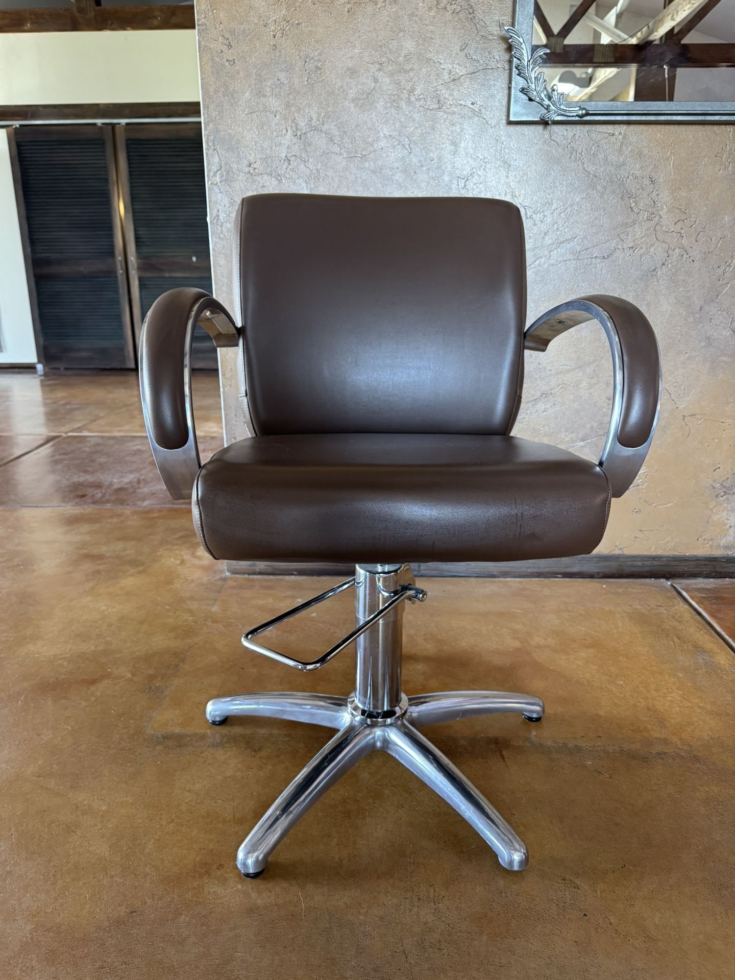 salon fancy styling chair